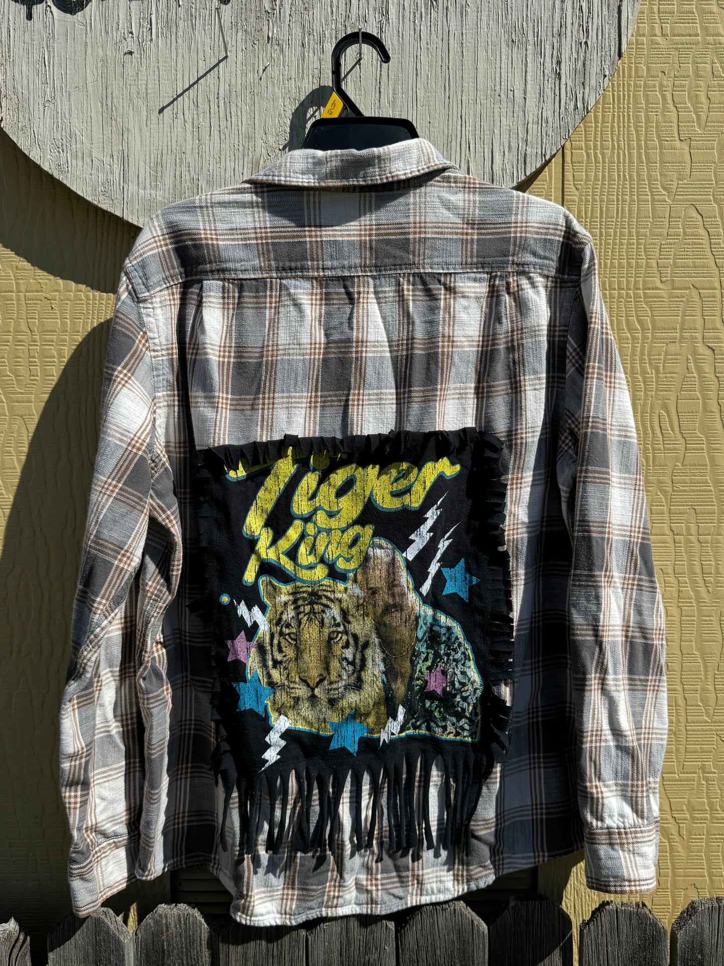 Tiger King Flannel (XL)